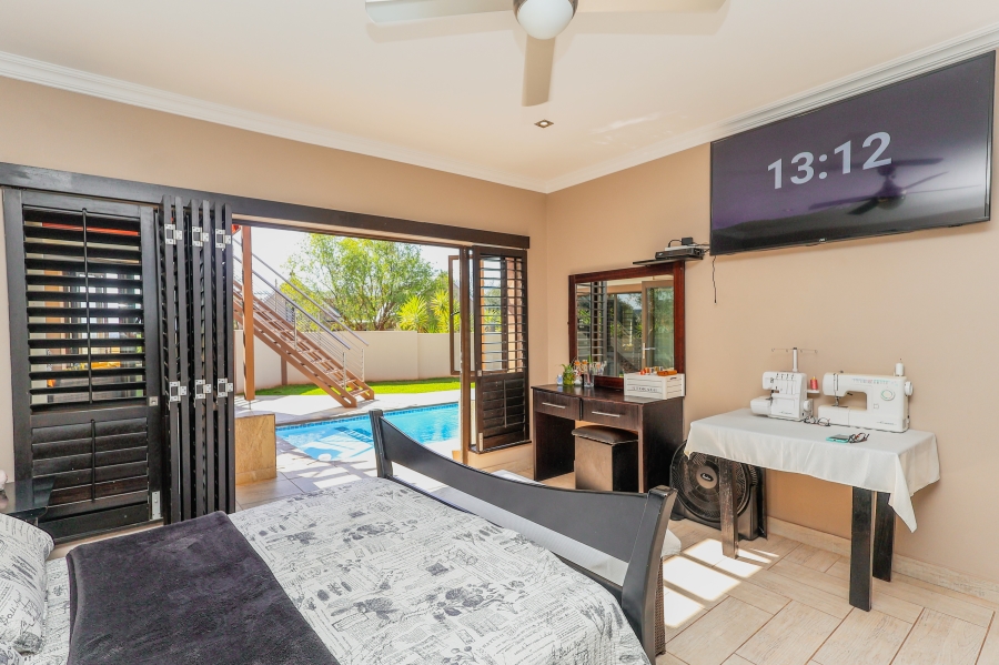 3 Bedroom Property for Sale in The Coves North West
